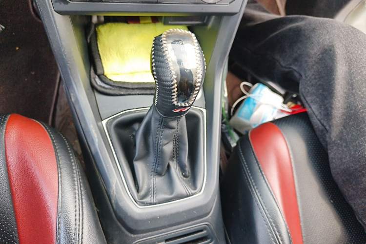 Used Volkswagen Tacqua 2021 1.5L Automatic Shangzhilian Edition Gear Lever