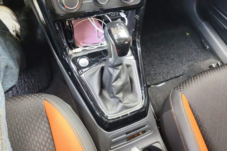 Used Volkswagen Tacqua 2021 1.5L Automatic Yue Zhi Lian Edition Gear Lever