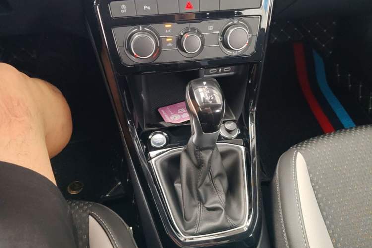 Used Volkswagen Tacqua 2021 1.5L Automatic Yue Zhi Lian Edition Gear Lever