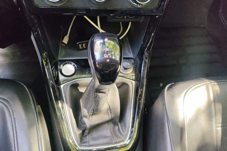 Used Volkswagen Tacqua 2021 1.5L Automatic Yue Zhi Lian Edition Gear Lever