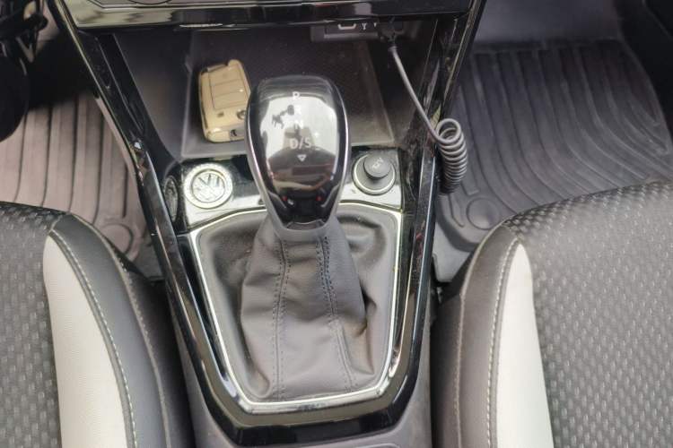 Used Volkswagen Tacqua 2021 1.5L Automatic Yue Zhi Lian Edition Gear Lever