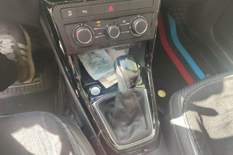 Used Volkswagen Tacqua 2021 1.5L Automatic Yue Zhi Lian Edition Gear Lever
