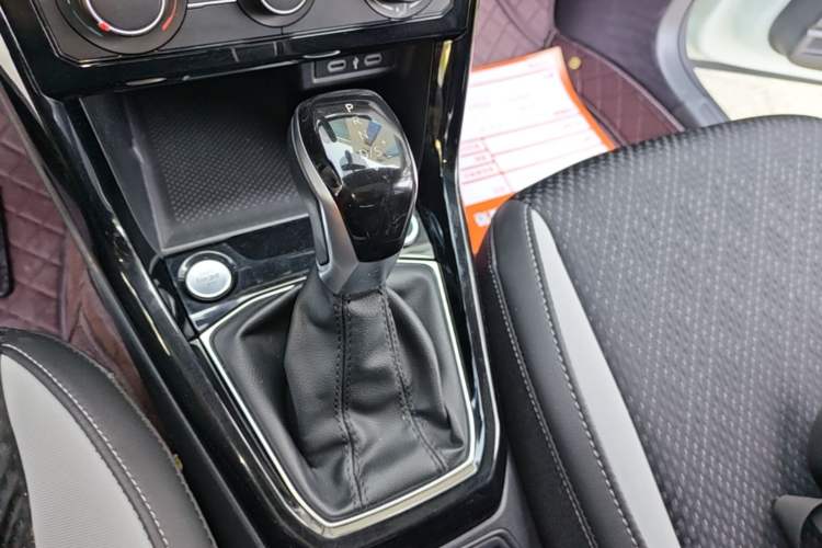 Used Volkswagen Tacqua 2021 1.5L Automatic Yue Zhi Lian Edition Gear Lever
