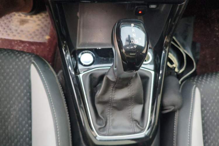 Used Volkswagen Tacqua 2021 1.5L Automatic Yue Zhi Lian Edition Gear Lever