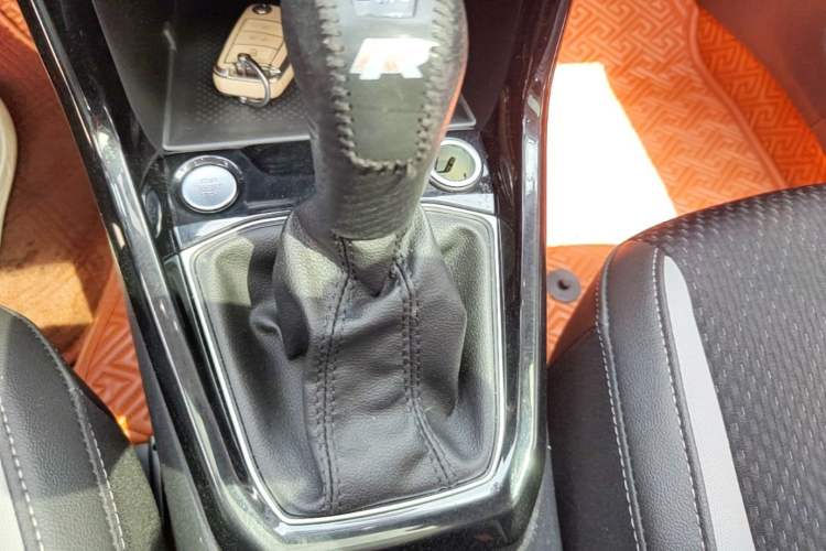 Used Volkswagen Tacqua 2021 1.5L Automatic Yue Zhi Lian Edition Gear Lever