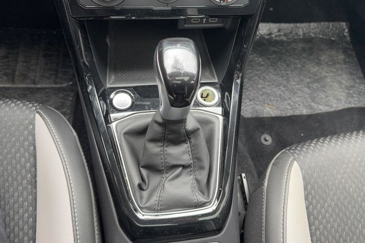 Used Volkswagen Tacqua 2021 1.5L Automatic Yue Zhi Lian Edition Gear Lever