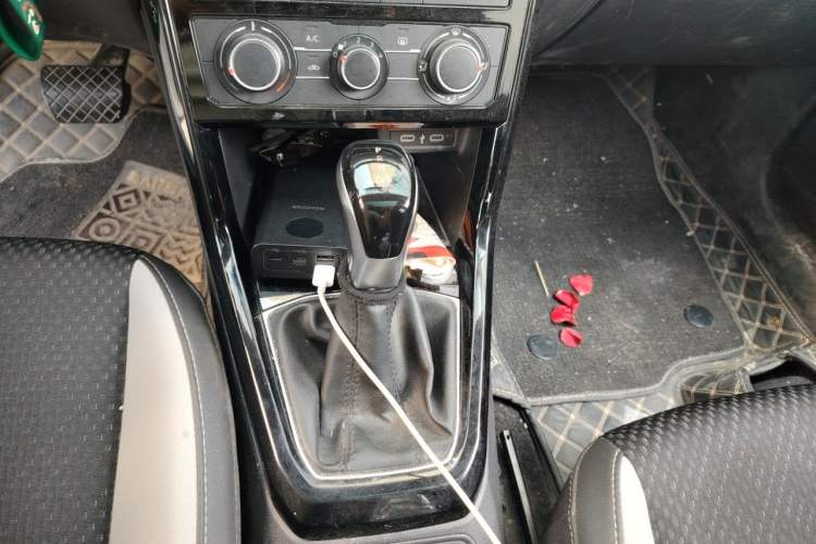 Used Volkswagen Tacqua 2021 1.5L Automatic Yue Zhi Lian Edition Gear Lever