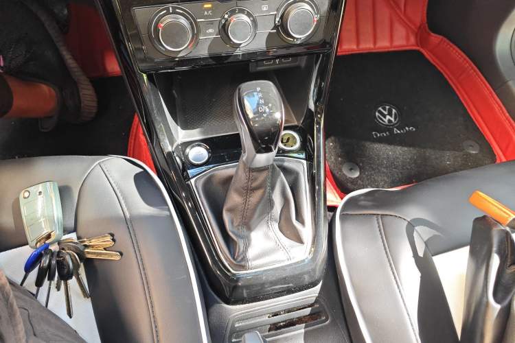 Used Volkswagen Tacqua 2021 1.5L Automatic Yue Zhi Lian Edition Gear Lever