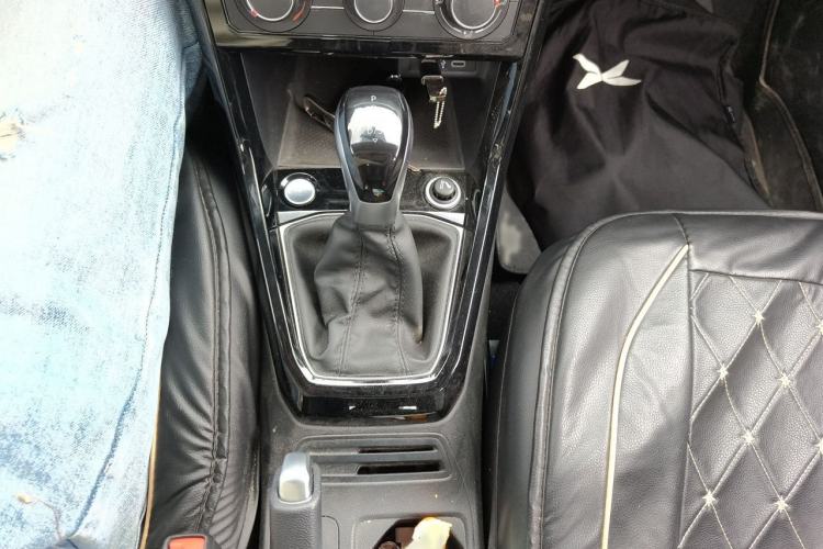 Used Volkswagen Tacqua 2021 1.5L Automatic Yue Zhi Lian Edition Gear Lever
