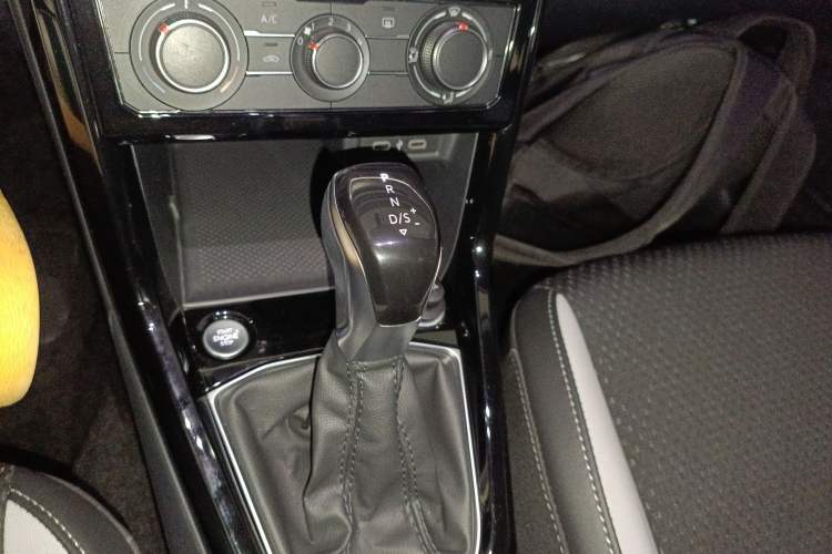 Used Volkswagen Tacqua 2021 1.5L Automatic Yue Zhi Lian Edition Gear Lever