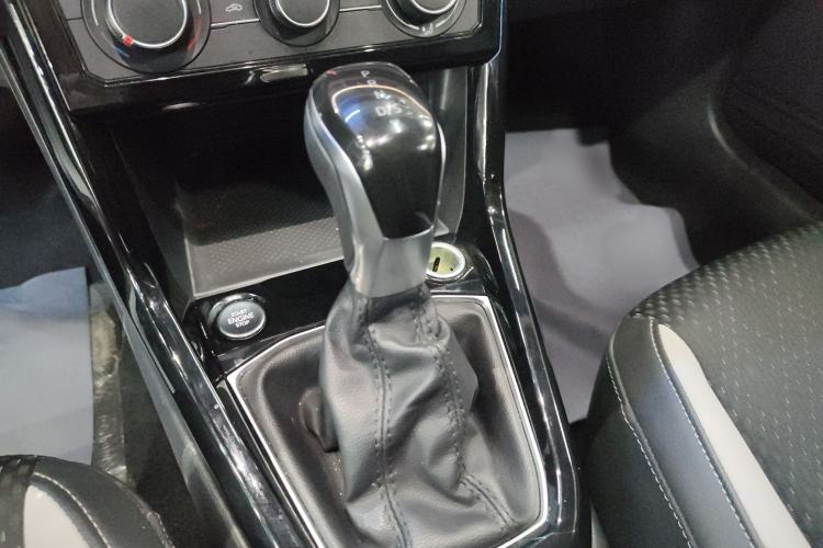 Used Volkswagen Tacqua 2021 1.5L Automatic Yue Zhi Lian Edition Gear Lever