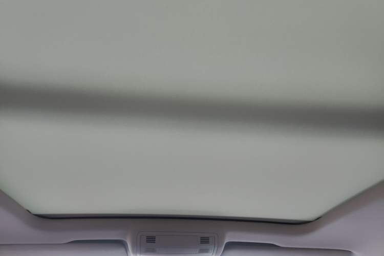 Used Volkswagen Tacqua 2021 1.5L Automatic Yue Zhi Lian Edition Headliner