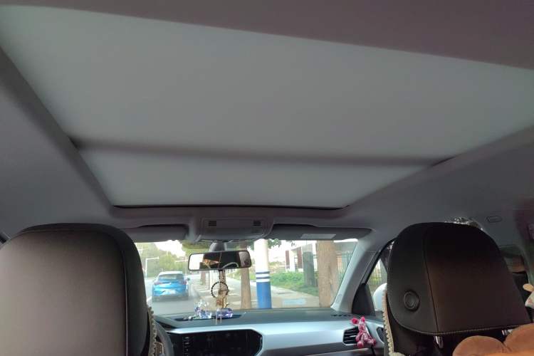 Used Volkswagen Tacqua 2021 1.5L Automatic Yue Zhi Lian Edition Headliner