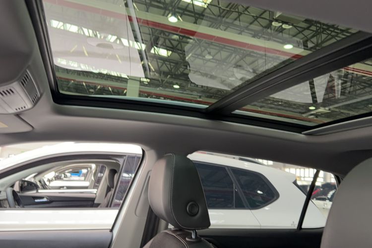 Used Volkswagen Tacqua 2021 1.5L Automatic Yue Zhi Lian Edition Headliner