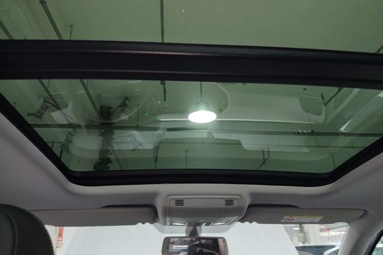 Used Volkswagen Tacqua 2021 1.5L Automatic Yue Zhi Lian Edition Headliner