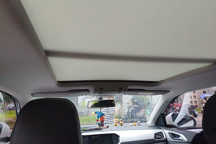 Used Volkswagen Tacqua 2021 1.5L Automatic Yue Zhi Lian Edition Headliner