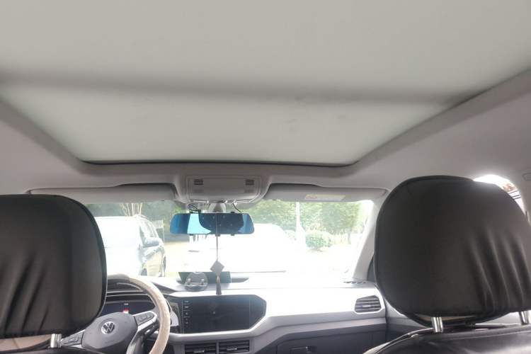 Used Volkswagen Tacqua 2021 1.5L Automatic Yue Zhi Lian Edition Headliner