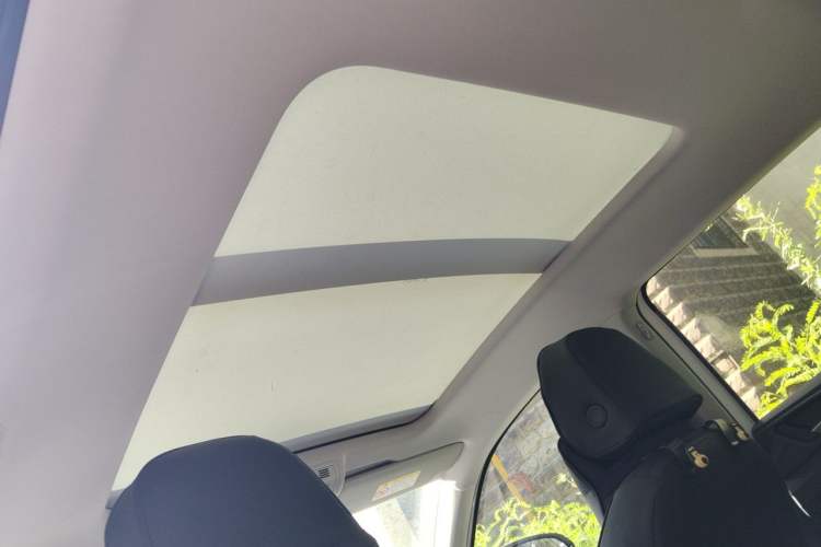 Used Volkswagen Tacqua 2021 1.5L Automatic Yue Zhi Lian Edition Headliner