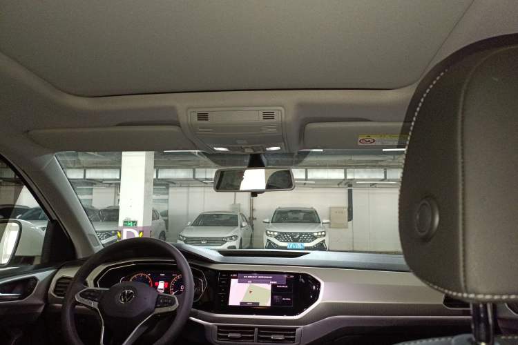 Used Volkswagen Tacqua 2021 1.5L Automatic Yue Zhi Lian Edition Headliner