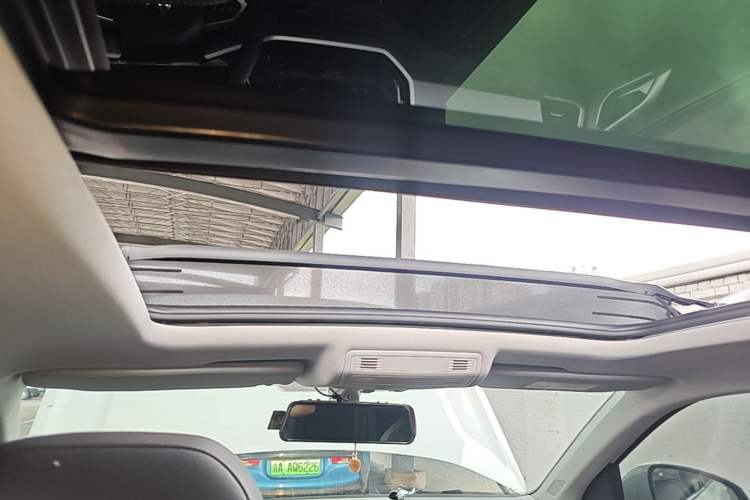 Used Volkswagen Tacqua 2021 1.5L Automatic Yue Zhi Lian Edition Headliner