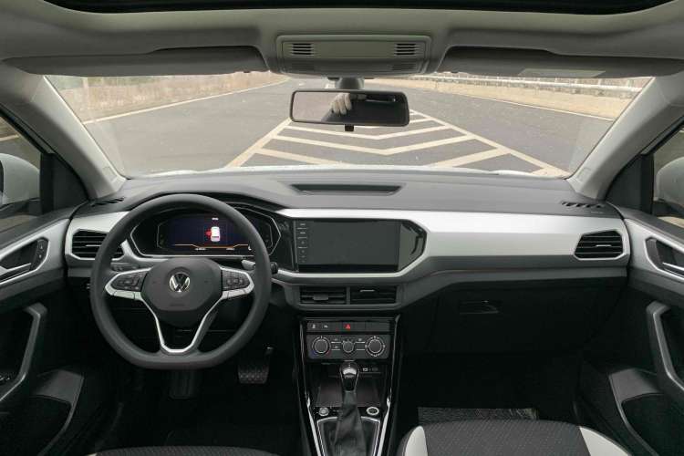 Used Volkswagen Tacqua 2021 1.5L Automatic Yue Zhi Lian Edition Interior 1