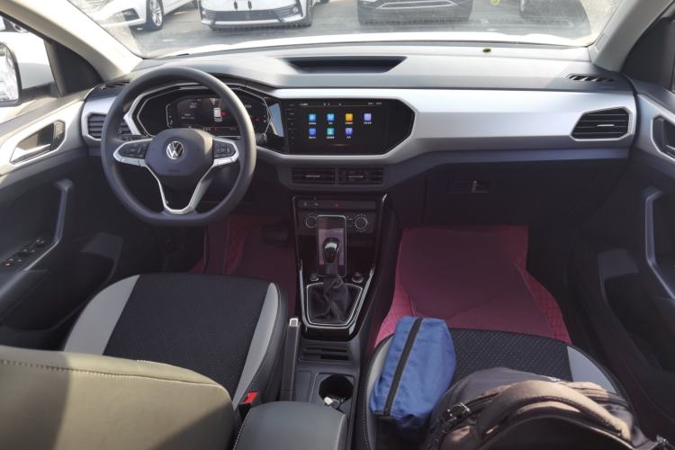 Used Volkswagen Tacqua 2021 1.5L Automatic 30th Anniversary Edition Interior 2
