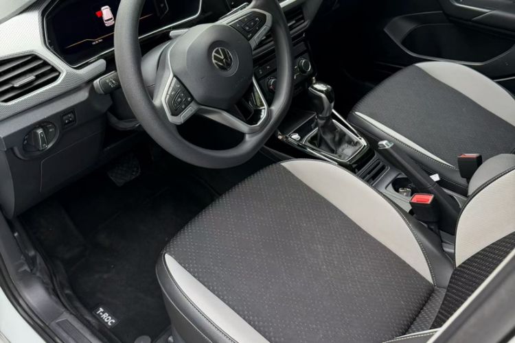 Used Volkswagen Tacqua 2021 200TSI DSG JoyConnect Edition Interior 2
