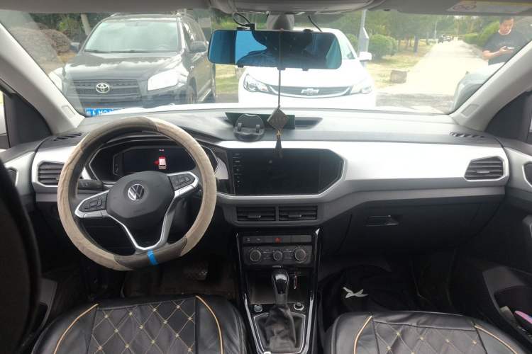 Used Volkswagen Tacqua 2021 1.5L Automatic Yue Zhi Lian Edition Interior 2