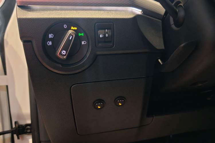 Used Volkswagen Tacqua 2021 1.5L Automatic Yue Zhi Lian Edition Interior 2