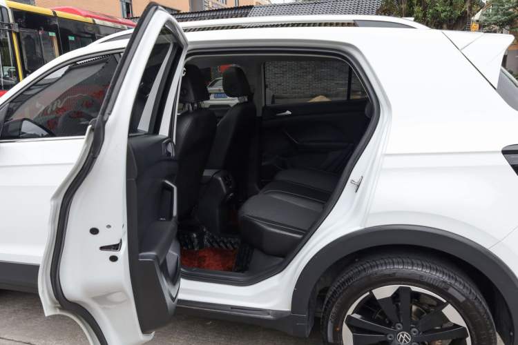 Used Volkswagen Tacqua 2021 1.5L Automatic Yue Zhi Lian Edition Interior 3