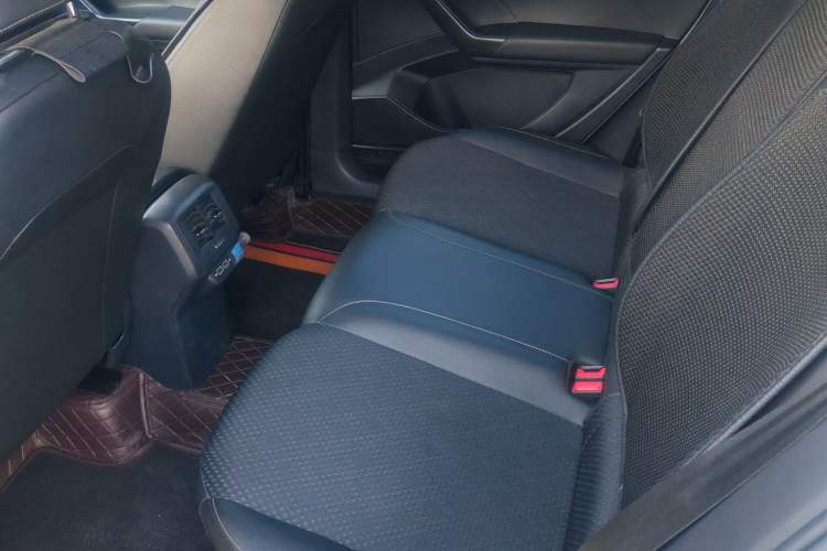 Used Volkswagen Tacqua 2021 1.5L Automatic Yue Zhi Lian Edition Interior 3