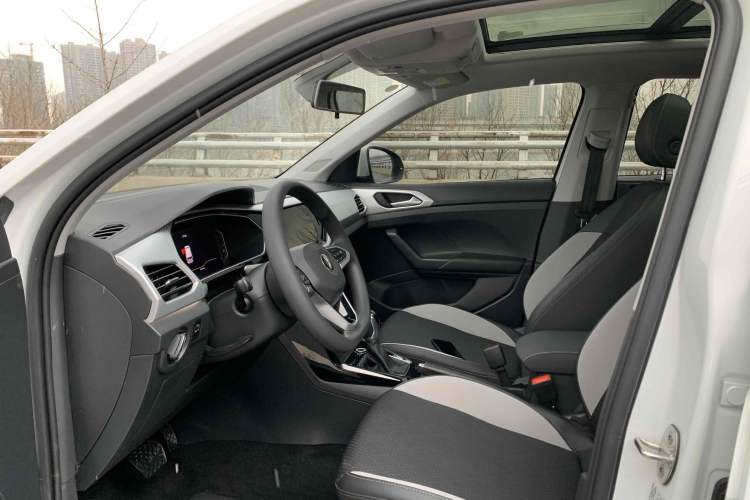 Used Volkswagen Tacqua 2021 1.5L Automatic Yue Zhi Lian Edition Interior 3