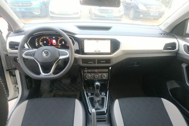 Used Volkswagen Tacqua 2021 1.5L Automatic Yue Zhi Lian Edition Interior 3