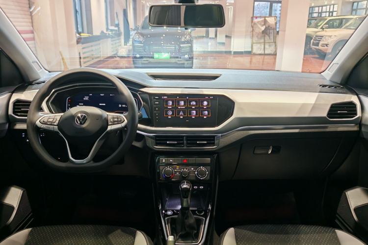 Used Volkswagen Tacqua 2021 1.5L Automatic Yue Zhi Lian Edition Interior 3