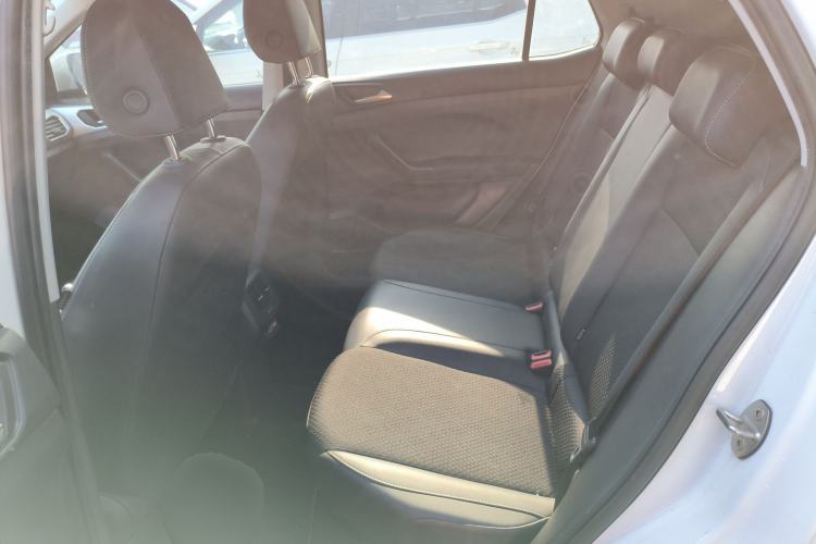 Used Volkswagen Tacqua 2021 200TSI DSG JoyConnect Edition Interior 4