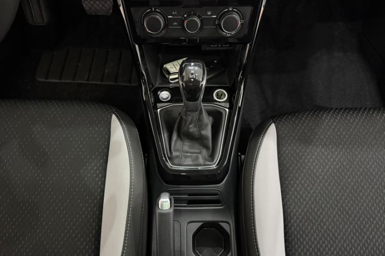 Used Volkswagen Tacqua 2021 1.5L Automatic Yue Zhi Lian Edition Interior 4