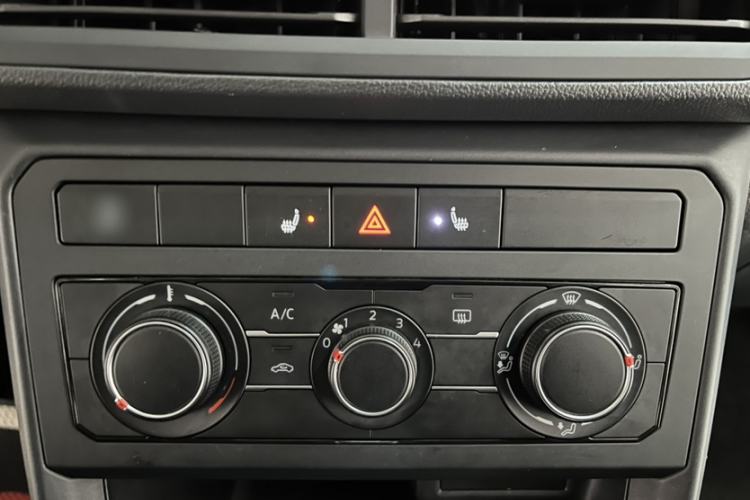 Used Volkswagen Tacqua 2021 1.5L Automatic Shangzhilian Edition Interior 4