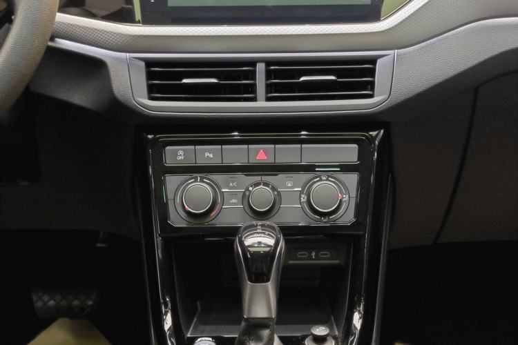 Used Volkswagen Tacqua 2021 1.5L Automatic Yue Zhi Lian Edition Interior 5