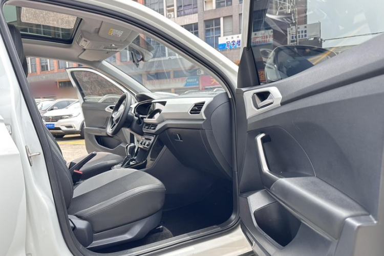 Used Volkswagen Tacqua 2021 1.5L Automatic Yue Zhi Lian Edition Interior 5