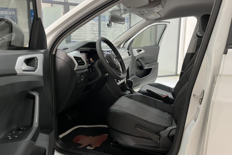 Used Volkswagen Tacqua 2021 1.5L Automatic Shangzhilian Edition Interior 6