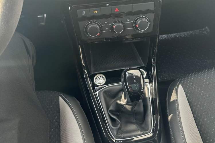 Used Volkswagen Tacqua 2021 1.5L Automatic Yue Zhi Lian Edition Interior 8
