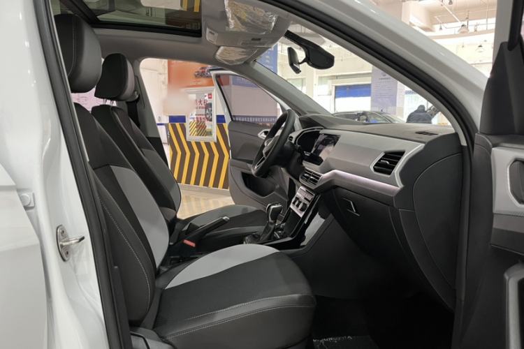Used Volkswagen Tacqua 2021 1.5L Automatic Yue Zhi Lian Edition Interior 9