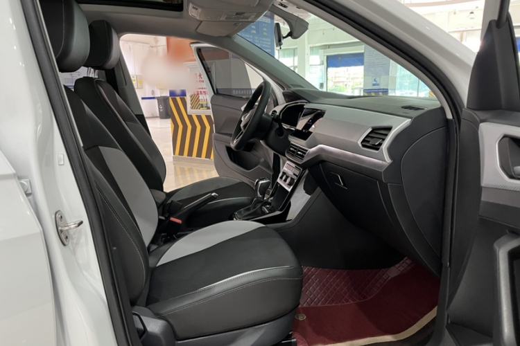 Used Volkswagen Tacqua 2021 1.5L Automatic Yue Zhi Lian Edition Interior 9