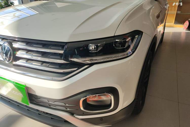 Used Volkswagen Tacqua 2021 280TSI DSG EnjoyPro Smart Connectivity Version Left Front Headlight