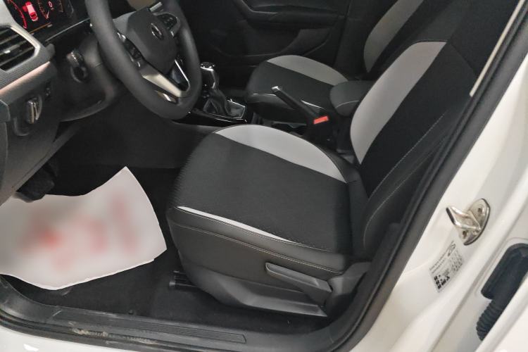Used Volkswagen Tacqua 2021 1.5L Automatic 30th Anniversary Edition Left Front Seat