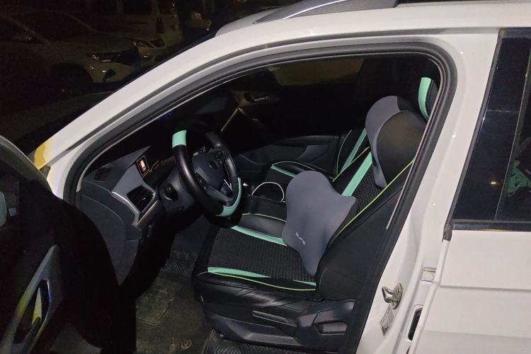 Used Volkswagen Tacqua 2021 280TSI DSG R-Line Connected Version Left Front Seat