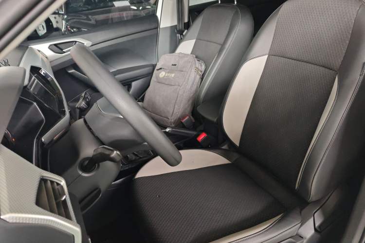 Used Volkswagen Tacqua 2021 200TSI DSG JoyConnect Edition Left Front Seat