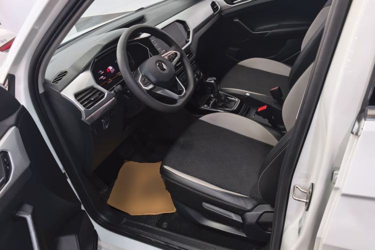 Used Volkswagen Tacqua 2021 200TSI DSG JoyConnect Edition Left Front Seat