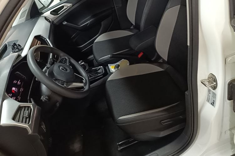 Used Volkswagen Tacqua 2021 200TSI DSG JoyConnect Edition Left Front Seat
