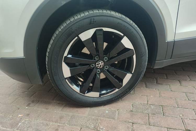 Used Volkswagen Tacqua 2021 1.5L Automatic Yue Zhi Lian Edition Left Front Wheel Hub